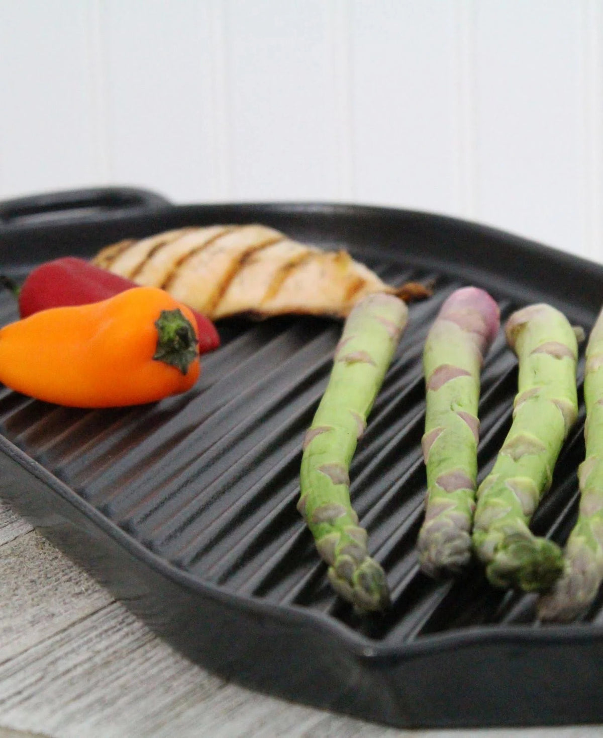 Black Oval Cast Iron Grill Pan Q91858