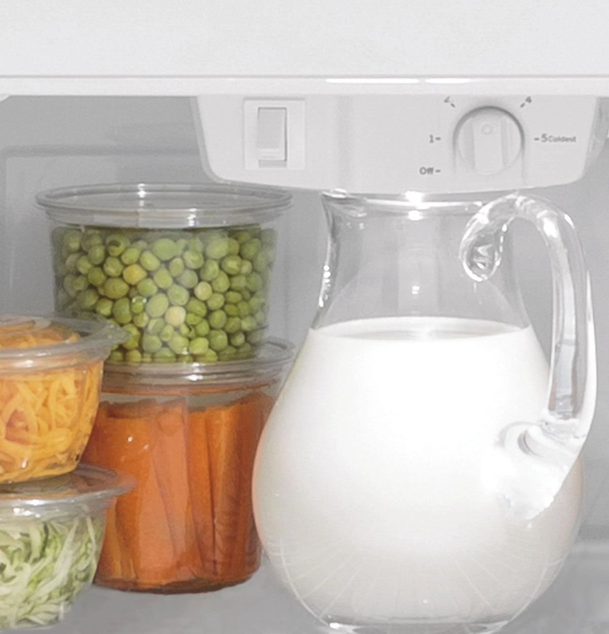 17.5 Cu. Ft. Top-Freezer Refrigerator Q6467