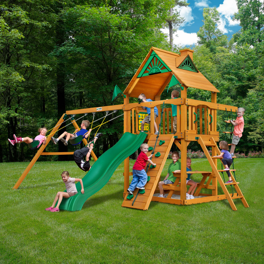 Cedar Swing Set with Natural Cedar Posts U564242