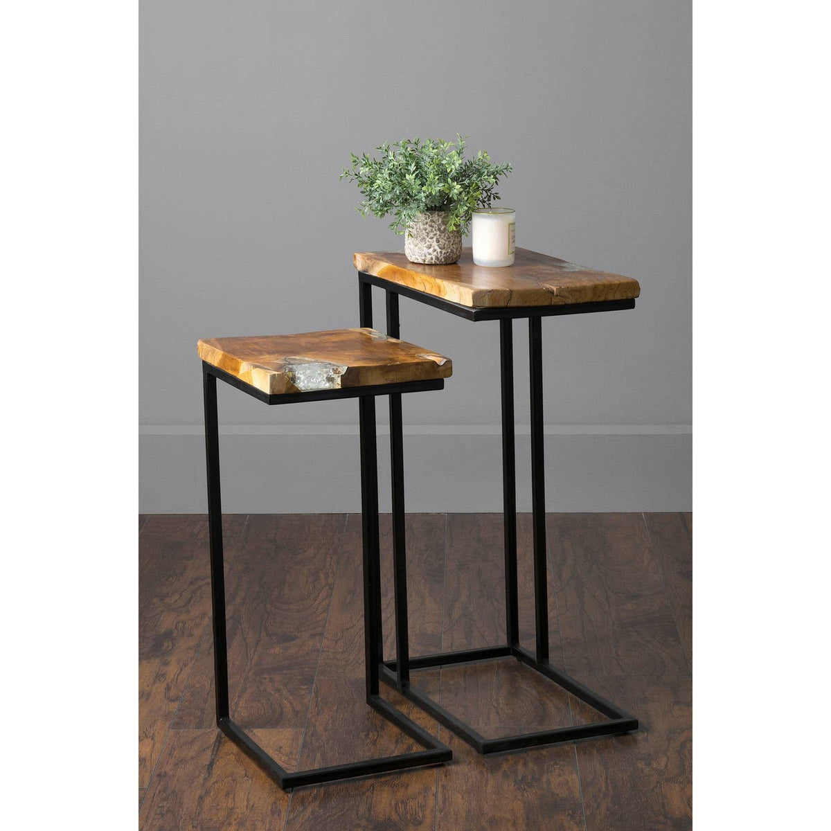 Brown Accent Tables G781981